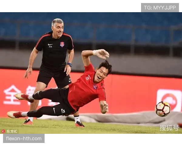 克鲁伊夫战术的现代回响：执行力如何重塑当代足球格局