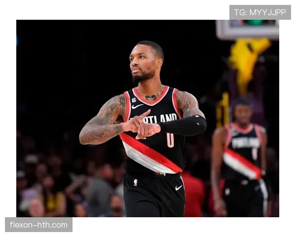 利拉德酒店套房直接买断，还穿着拖鞋打球，这神操作谁顶得住？